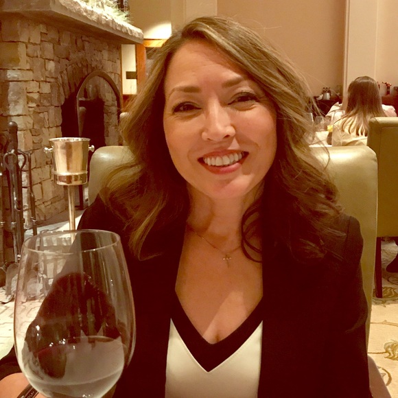 Meet your Posher, Patricia - Picture 6 of 6